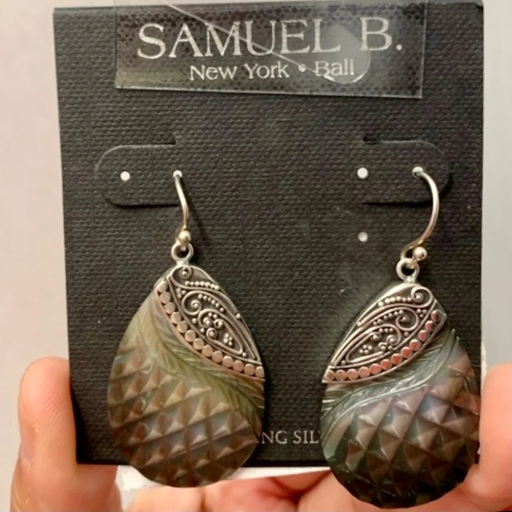 SAMUEL B. Silver Abalone 💧 Shaped Dangle Earrings